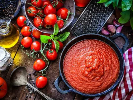 رب گوجه فرنگی سحر شیشه‌ ای با طعم طبیعی بدون افزودنی‌ های شیمیایی